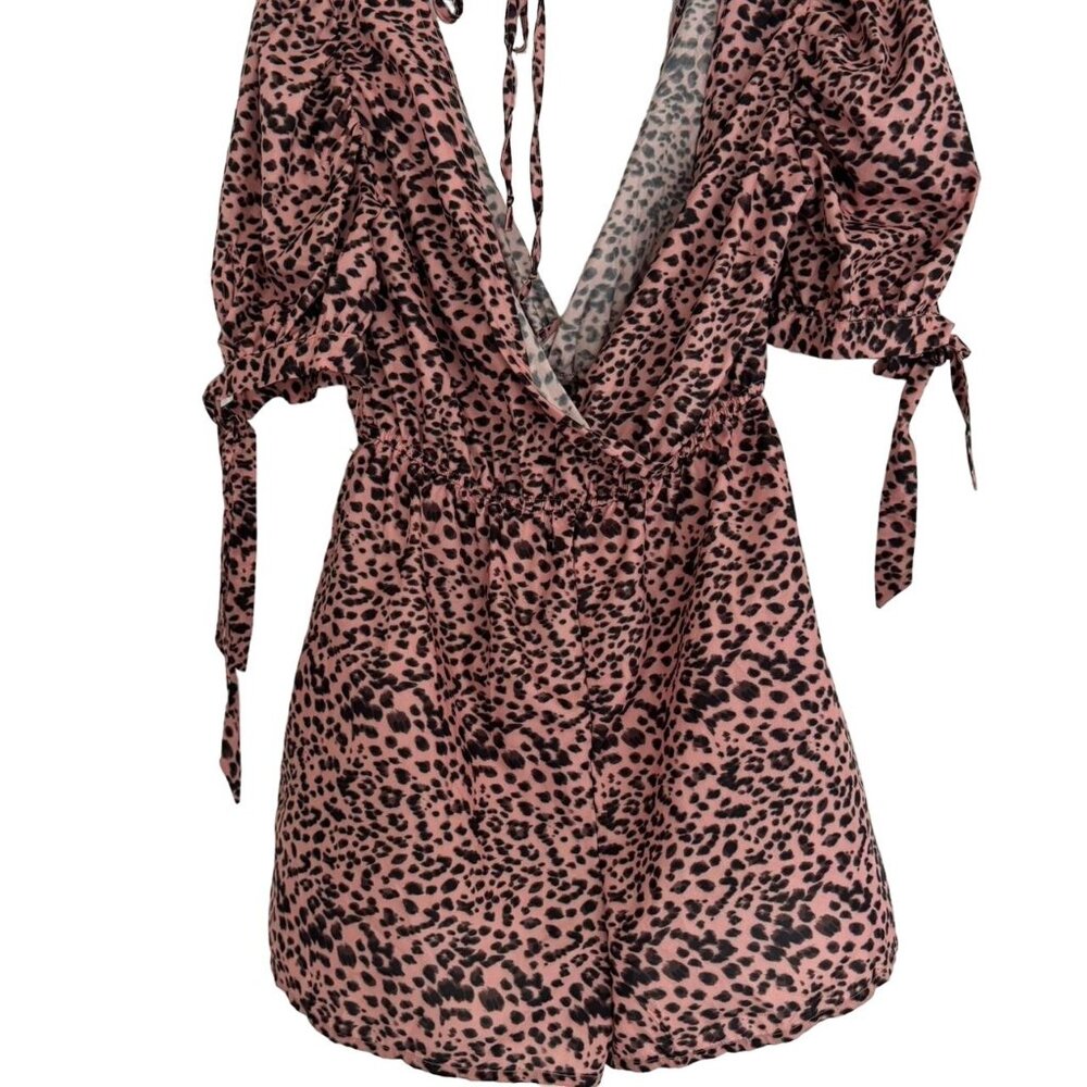 Fashion Nova Nwt Front Wrap animal print light weight Romper